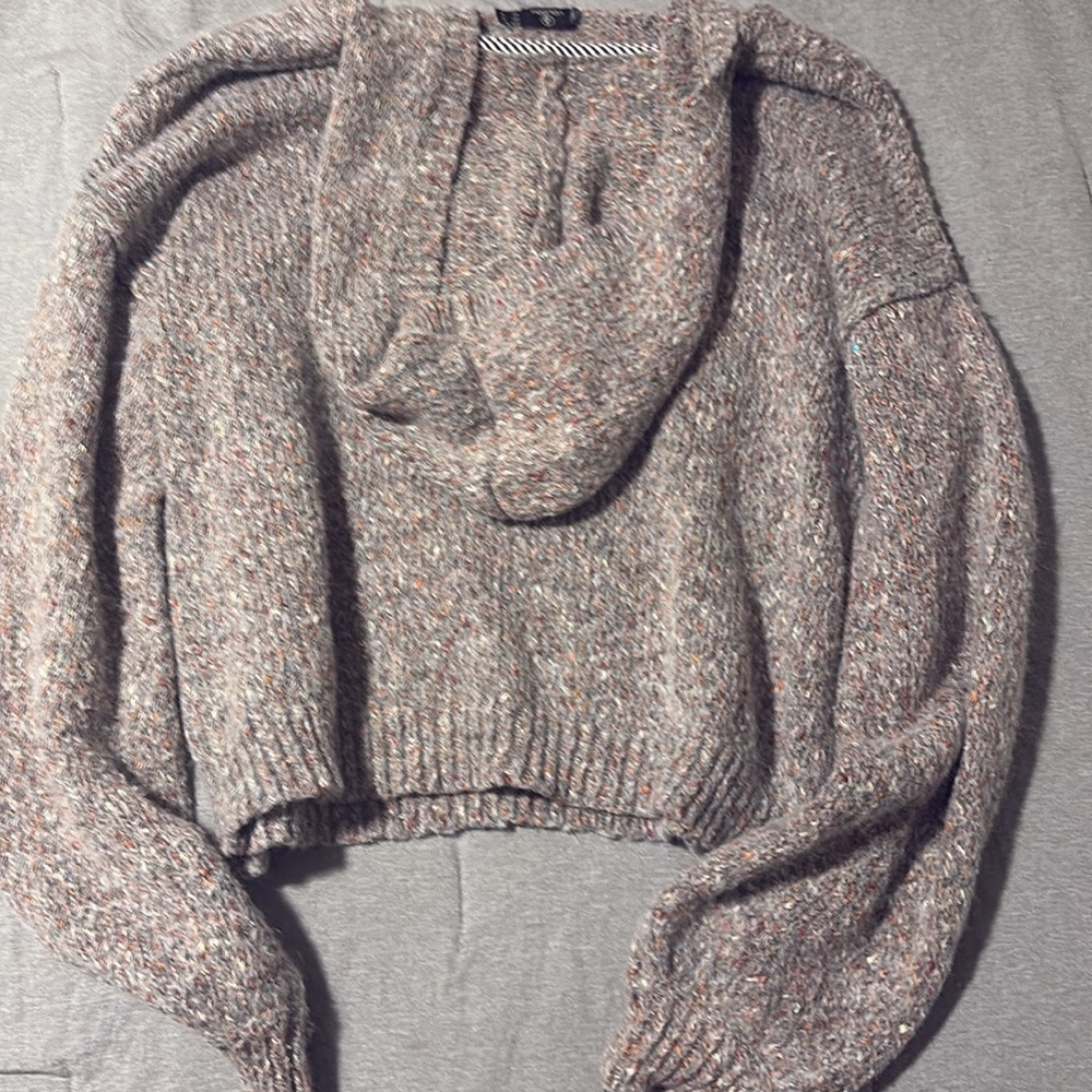 Volcom Sweater - Picture 2 of 9